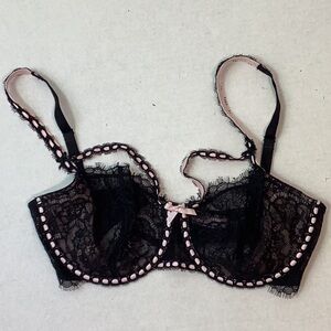 Sexy Victoria’s Secret Dream Angels Push -Up Bra Size 32 DDD